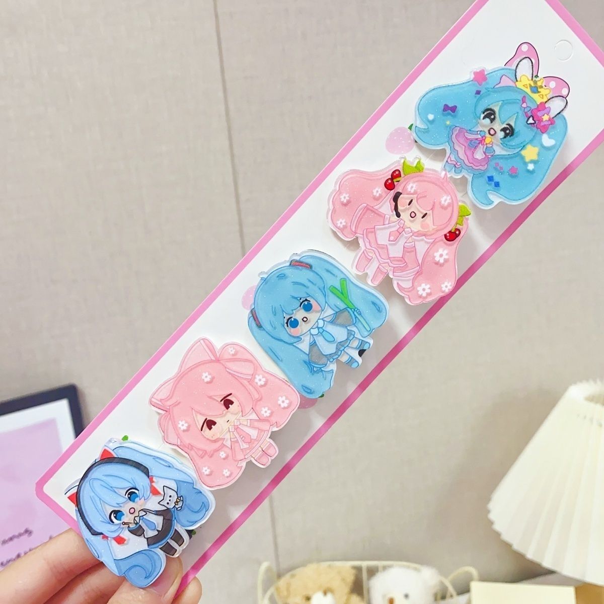 Hatsune Miku cartoon hair clip - Hair Bundles recension och pris
